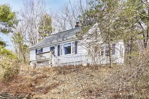 20 Brooklawn Pkwy, Shrewsbury, MA 01545