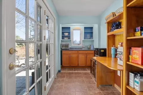 Entry Way - 34 Lamoine St, Dedham, MA 02026 photo 3 of 4