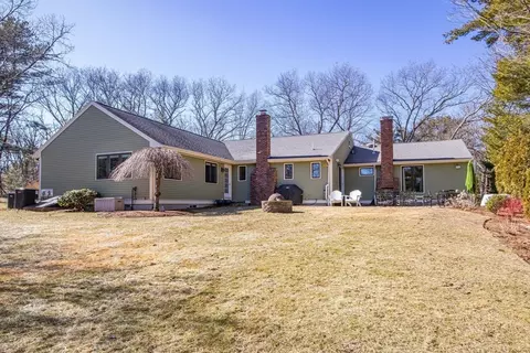 Exterior - 34 Lamoine St, Dedham, MA 02026 photo 8 of 10