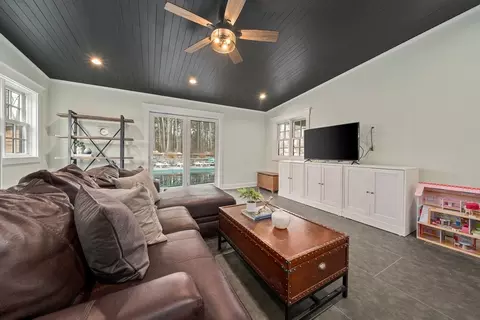 Living - 249 York St, Canton, MA 02021 photo 4 of 5