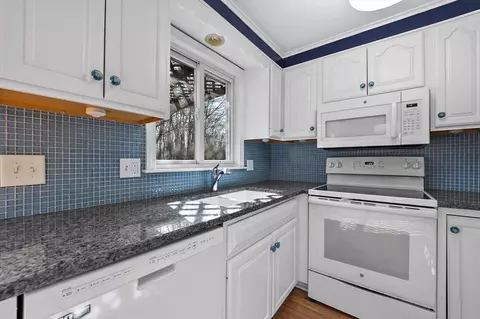 43 Colonial Dr, Athol, MA 01331 photo 7