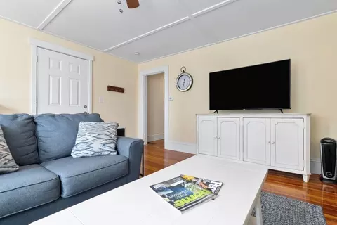 30 Prospect St #2, Gloucester, MA 01930 photo 2