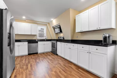 30 Prospect St #2, Gloucester, MA 01930 photo 6