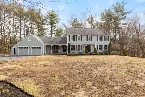 233 Ward St, Hingham, MA 02043 photo 2