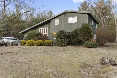 6 Madison Ave, Sharon, MA 02067