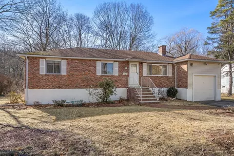 39 Mcadams Rd, Framingham, MA 01701