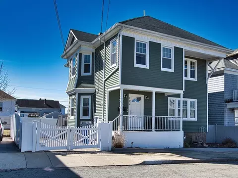 193 Mount Hope Ave, Fall River, MA 02724