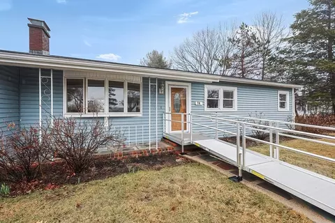 74 Robin Hood Rd, Marlborough, MA 01752