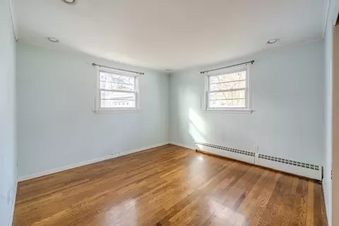 Bedroom - 46 Burnham Rd, Lowell, MA 01852 photo 3 of 3