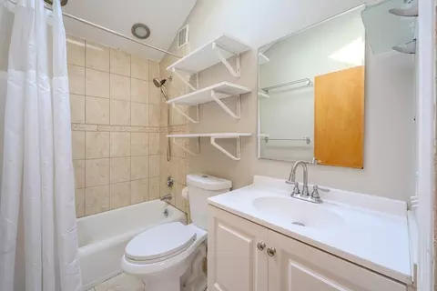 Bath - 46 Burnham Rd, Lowell, MA 01852 photo 1 of 1