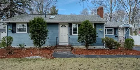 46 Burnham Rd, Lowell, MA 01852