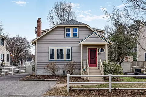 308 Warren St, Needham, MA 02492