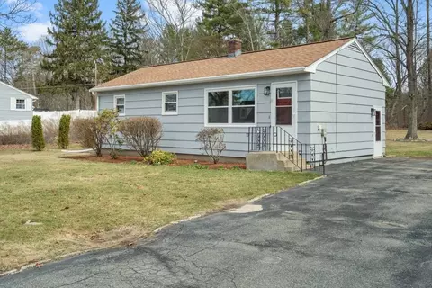 236 N Main St, Northbridge, MA 01588