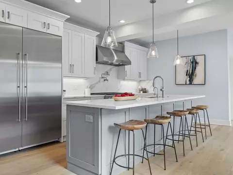 72 Walnut St #1, Arlington, MA 02476