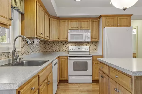135 Beach Rd #E2, Salisbury, MA 01952 photo 10