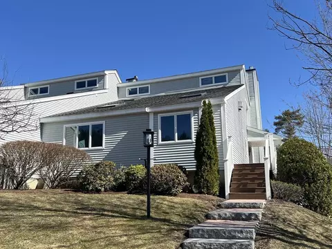 150 Westview Dr #150, Westford, MA 01886
