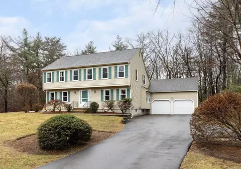 2 Wildlife Dr, Hopkinton, MA 01748