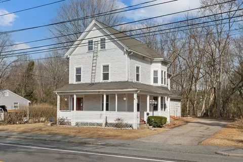 367 Elm St, Framingham, MA 01701