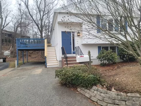 11 Centennial Cir, Malden, MA 02148