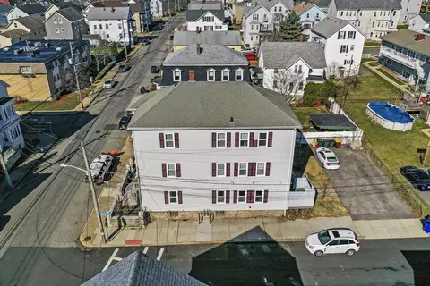 936 Locust St, Fall River, MA 02720 photo 3