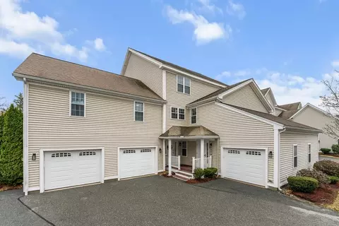 18 Dale St #8E, Andover, MA 01810