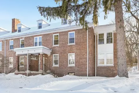 27 Elm Rd #D, Devens, MA 01434