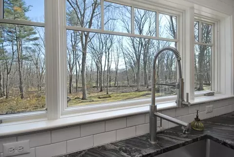 2 Ledge Rock Rd, Concord, MA 01742 photo 12