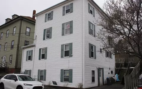 52 Taylor, Gloucester, MA 01930 photo 3