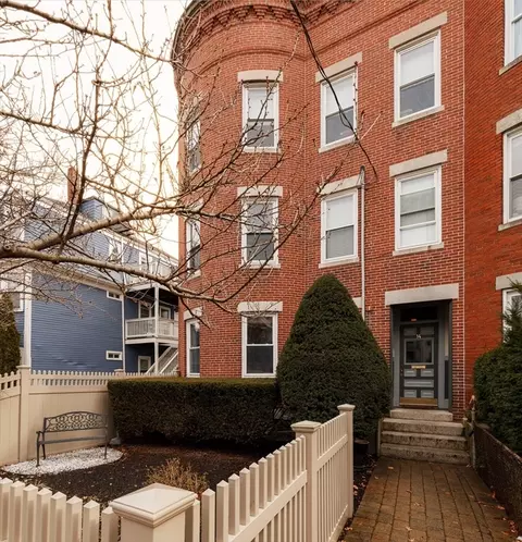 14 Dudley St #1, Cambridge, MA 02140