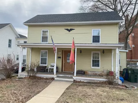 12 Washington Ct, Marlborough, MA 01752