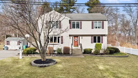 7 Gloria Cir, Burlington, MA 01803