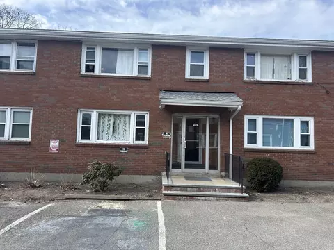 51 Laighton St #4, Lynn, MA 01902