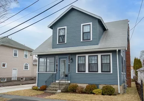 99 Cliff St, Quincy, MA 02169