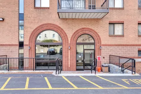 500 Salem St #604, Medford, MA 02155