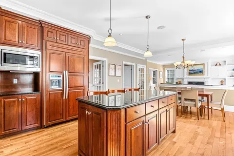 5 Mackintosh Ave, Needham, MA 02492 photo 10