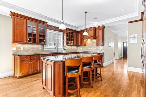 5 Mackintosh Ave, Needham, MA 02492 photo 6