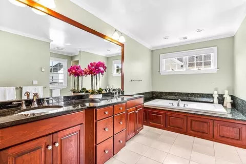 5 Mackintosh Ave, Needham, MA 02492 photo 27