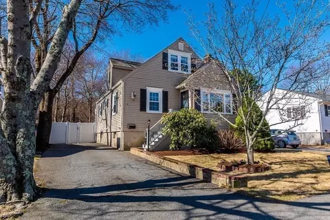 71 Vincent Rd, Dedham, MA 02026 photo 3