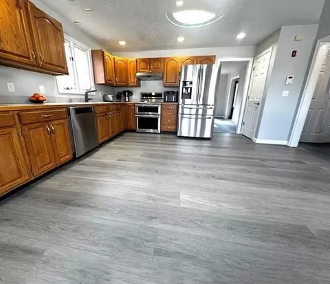 Kitchen - 51 Highland View Dr, Sutton, MA 01590 photo 2 of 3