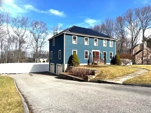 Exterior - 51 Highland View Dr, Sutton, MA 01590 photo 2 of 10