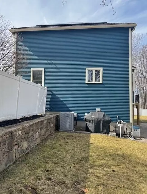 Exterior - 51 Highland View Dr, Sutton, MA 01590 photo 5 of 10