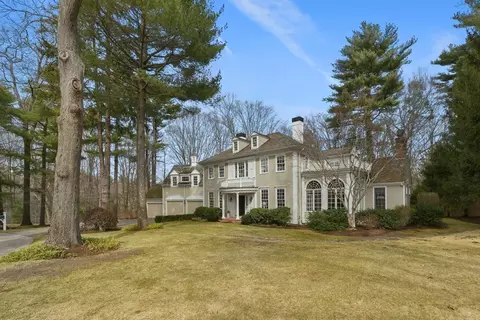 11 Olmsted Dr, Hingham, MA 02043