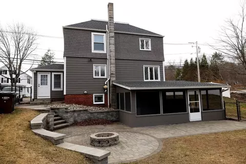 152 Central St, Georgetown, MA 01833