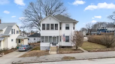 139 Delmont Ave, Worcester, MA 01604