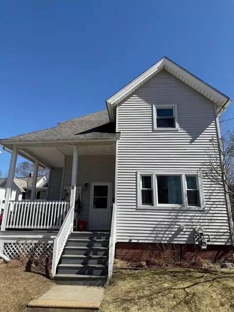 11 Sayles St, Southbridge, MA 01550
