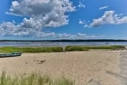 75 Shore Ave, Wareham, MA 02571