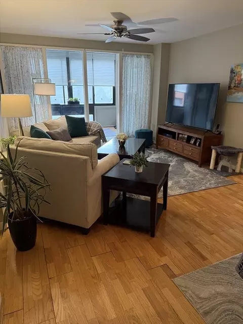 18 Juniper St #52, Brookline, MA 02445 photo 3