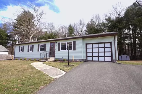 222 Spikenard Cir, Springfield, MA 01129