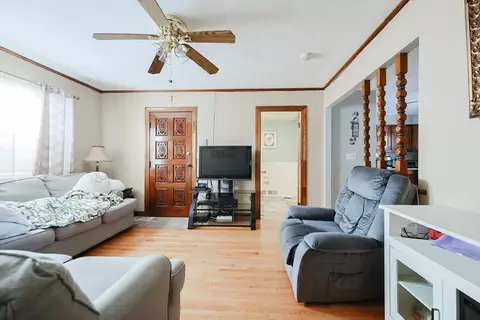 26 Hanover St, Fall River, MA 02720 photo 8