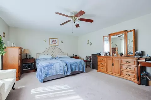 26 Hanover St, Fall River, MA 02720 photo 11